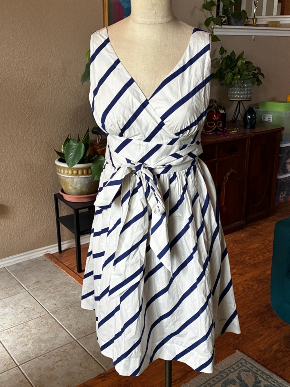 Tracy Reese By Anthropologie Wrap Dress Sz 2P Nautical Coastal Feminine Casual